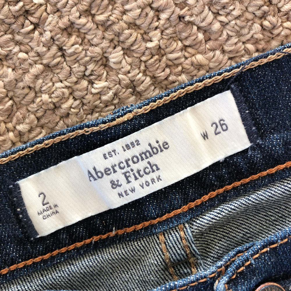 💚2/$40💚 Abercrombie & Fitch Denim Cutoff Shorts - Picture 4 of 5